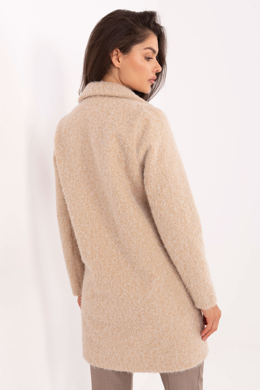 Smilšu krāsas mētelis