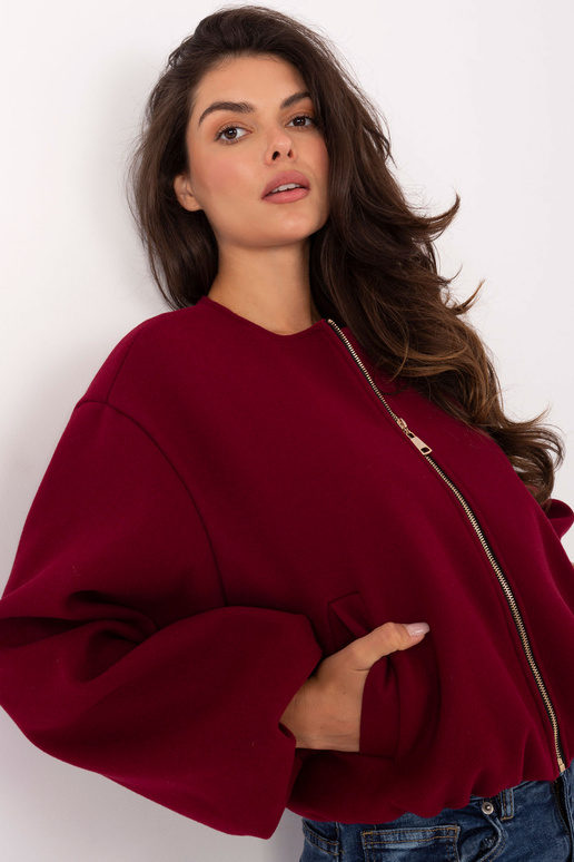 Jaka ķiršu krāsā