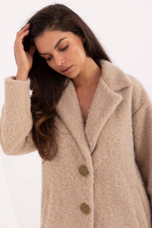 Smilšu krāsas mēteli