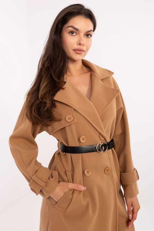 Mētelis kamieļa krāsā