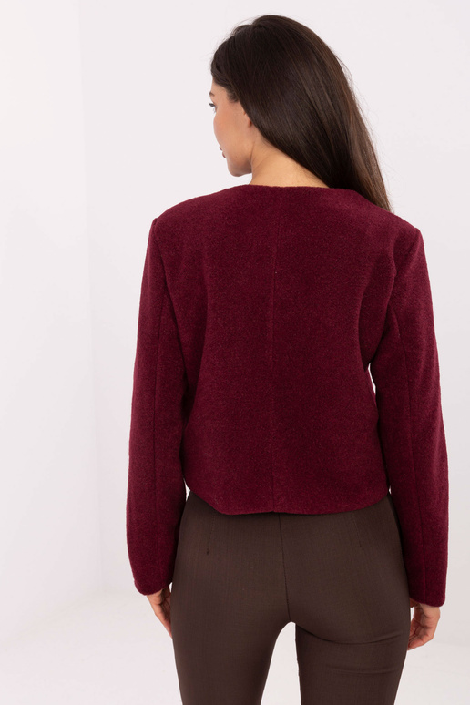 Jaka burgundijas krāsā