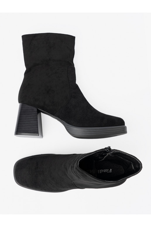 Eleganta stila Melnas krāsas zābaki 