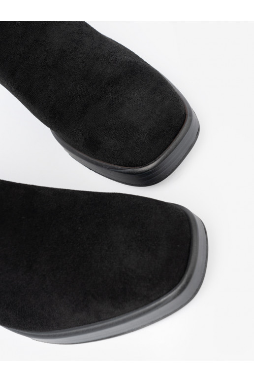 Eleganta stila Melnas krāsas zābaki 