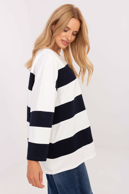 Tumši zils gofrēts tops