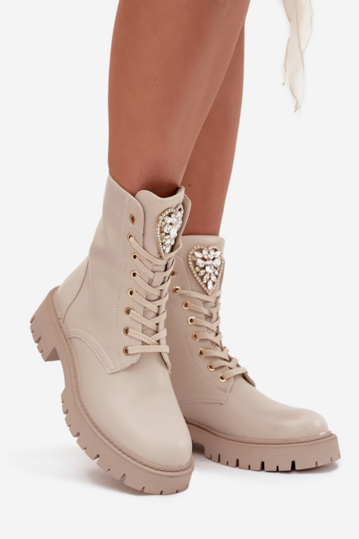 zābaki  ar mirdzošiem spīdumiem Na Języku Ziloņkaula krāsas Rosira