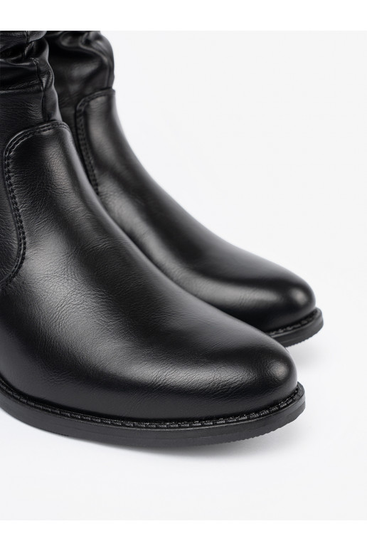 Komfortowe zābaki Melnas krāsas z marszczeniami