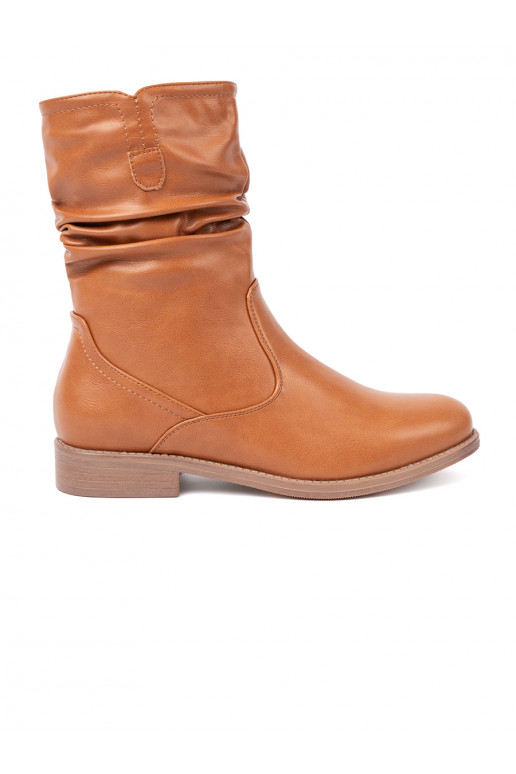 Komfortowe zābaki karmelowe z marszczeniami