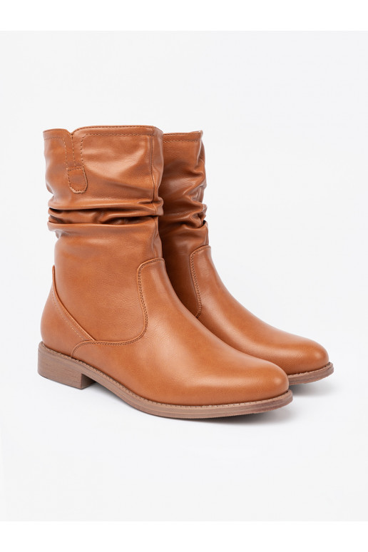 Komfortowe zābaki karmelowe z marszczeniami