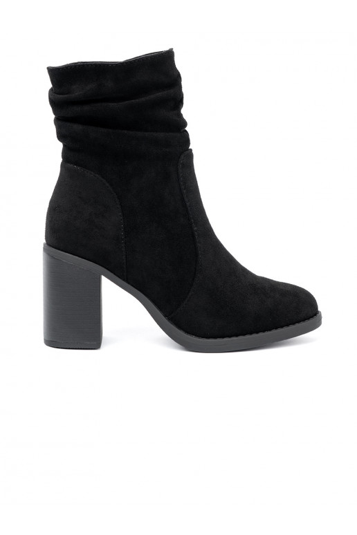 Eleganta stila zābaki Melnas krāsas uz papēža 