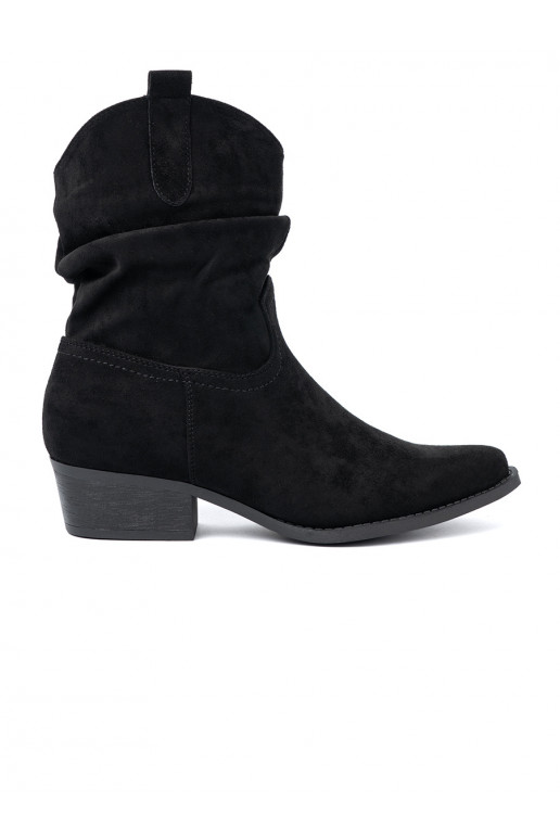 Melns sieviešu zābaki o klasycznym kroju