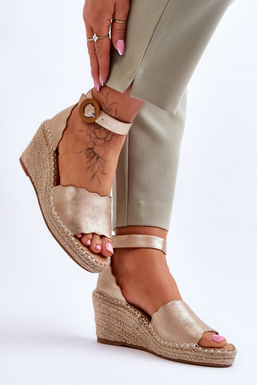 ar platformus basenes Comfort Shoe Zelta krāsas Verola   ar platformus basenes Comfort Shoe Zelta krāsas Verola