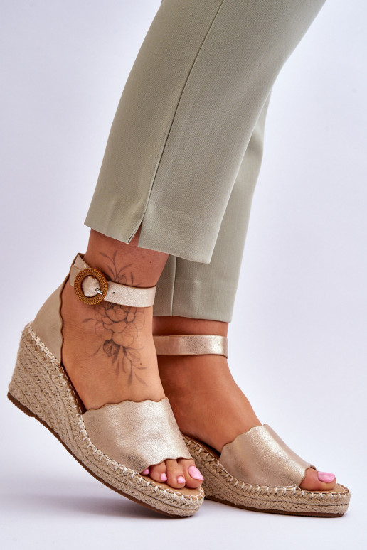 ar platformus basenes Comfort Shoe Zelta krāsas Verola   ar platformus basenes Comfort Shoe Zelta krāsas Verola