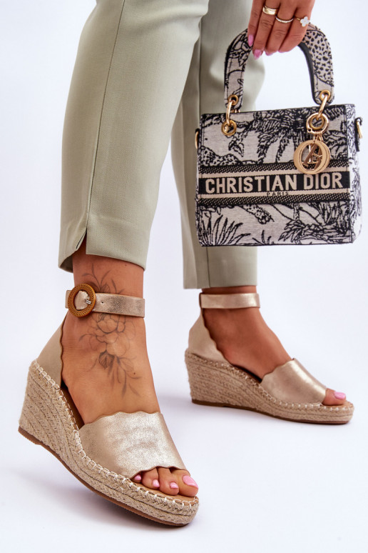 ar platformus basenes Comfort Shoe Zelta krāsas Verola   ar platformus basenes Comfort Shoe Zelta krāsas Verola