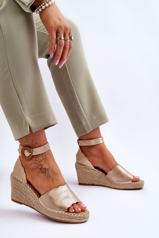 ar platformus basenes Comfort Shoe Zelta krāsas Verola   ar platformus basenes Comfort Shoe Zelta krāsas Verola