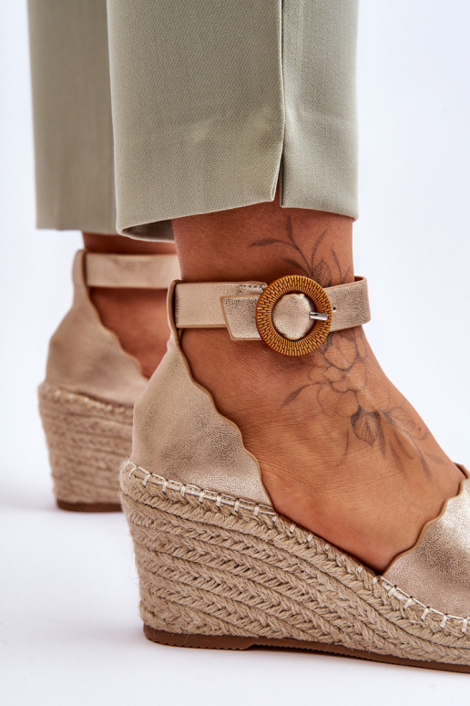 ar platformus basenes Comfort Shoe Zelta krāsas Verola   ar platformus basenes Comfort Shoe Zelta krāsas Verola