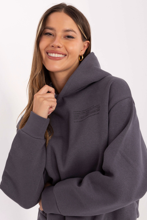 Grafīta krāsas džemperis