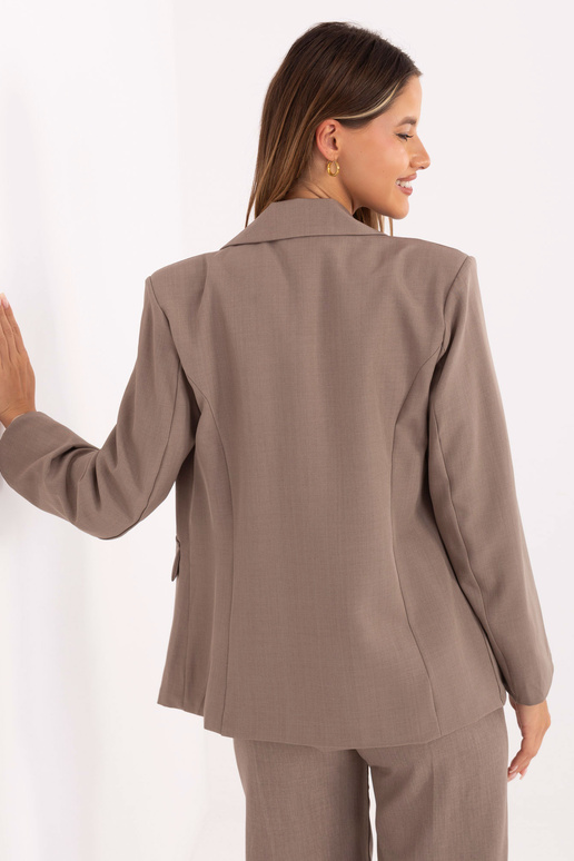 Tumši smilšu krāsas žakete