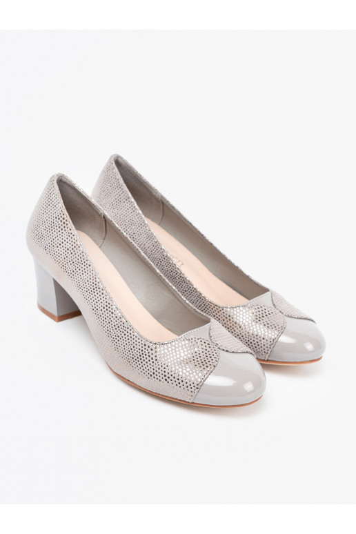 Pelēkas krāsas puszābaki ze m zdobieniem