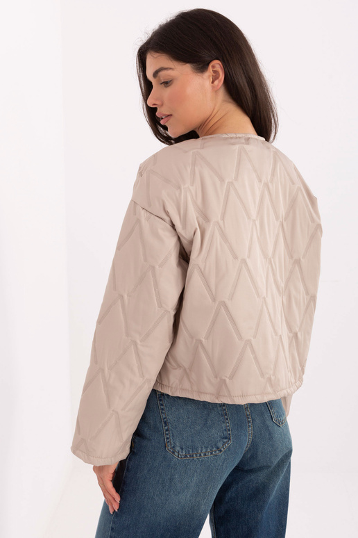 Smilšu krāsas jaka