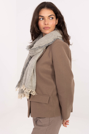 Gaiši pelēks šalle 2