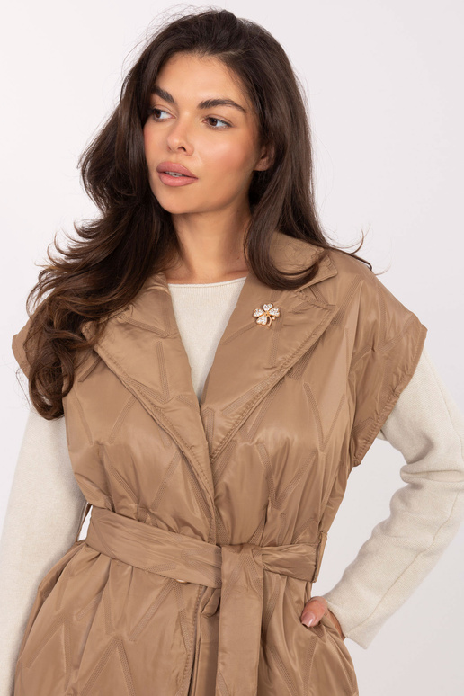 Kupranugara krāsas veste