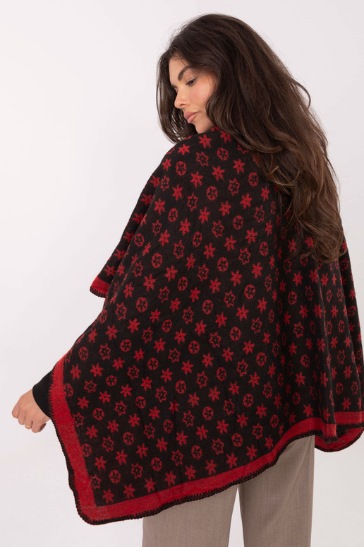 Melni sarkans pončo