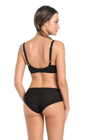 Miksts krūšturis  198093 Teyli  2