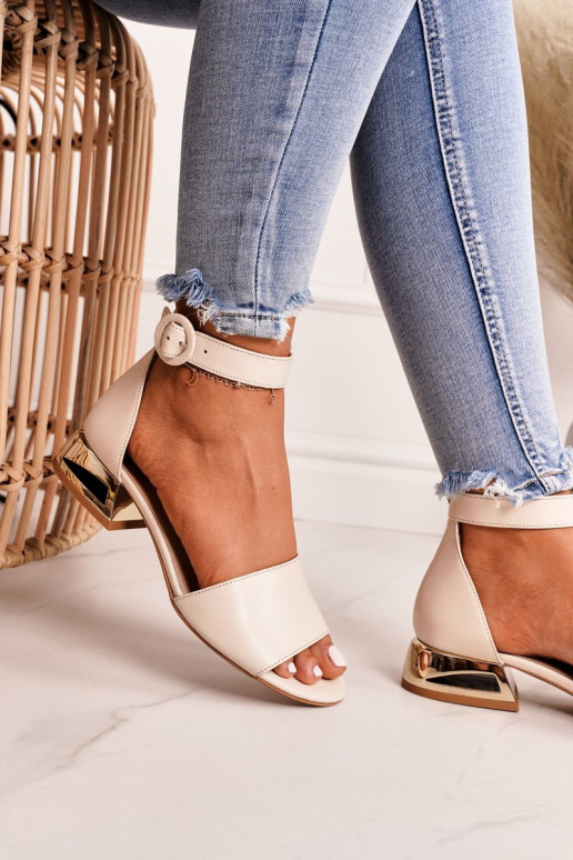 Sieviešu basenes   Laura Messi 2143 smilšu krāsas Sieviešu basenes   Laura Messi 2143 smilšu krāsas