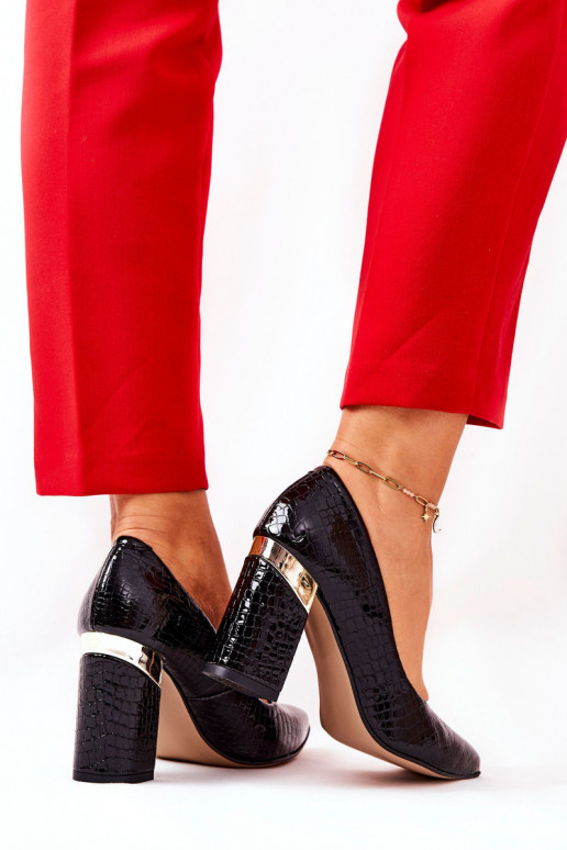 Kurpes  ar čūskādas imitāciju 3117 Melns   Kurpes  ar čūskādas imitāciju 3117 Melns