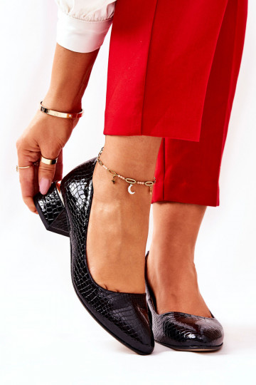   ar čūskādas imitāciju Kurpes  3118 Melns