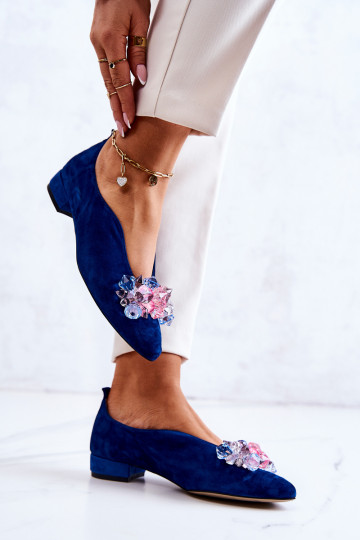 Eleganta stila zamšādas apavi ar ornamentiem tumši zilas krāsas McQueen 2