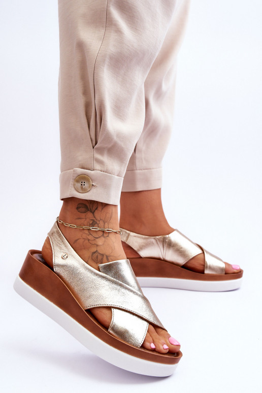 ar platformus basenes Zelta krāsas Morgan   ar platformus basenes Zelta krāsas Morgan