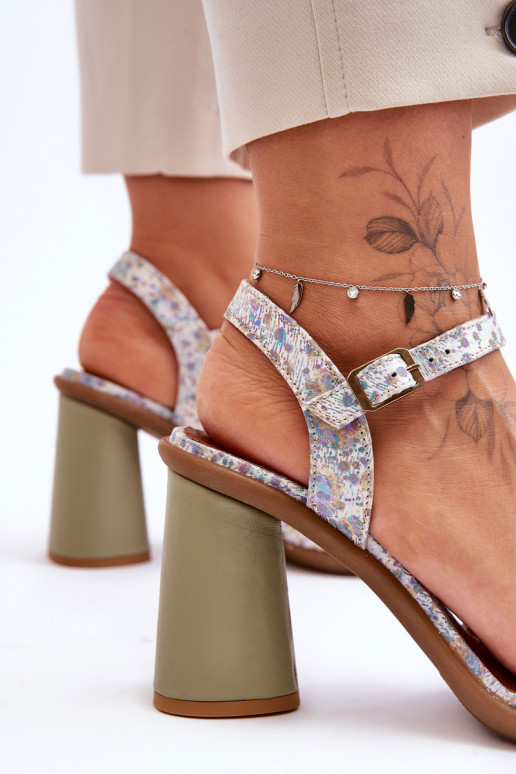 Sieviešu basenes   06029-24 Baltas-Zaļas krāsas Sieviešu basenes   06029-24 Baltas-Zaļas krāsas