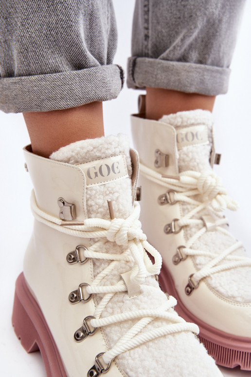 Laque sieviešu zābaki apavi  GOE MM2N4083 baltas krāsas