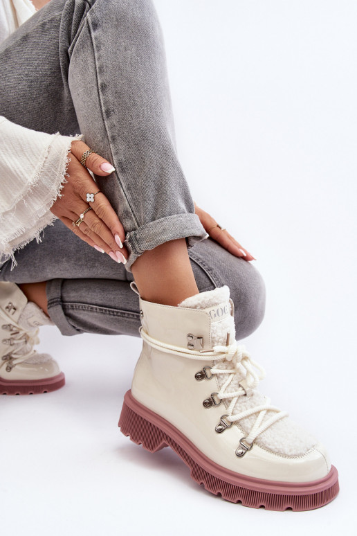 Laque sieviešu zābaki apavi  GOE MM2N4083 baltas krāsas