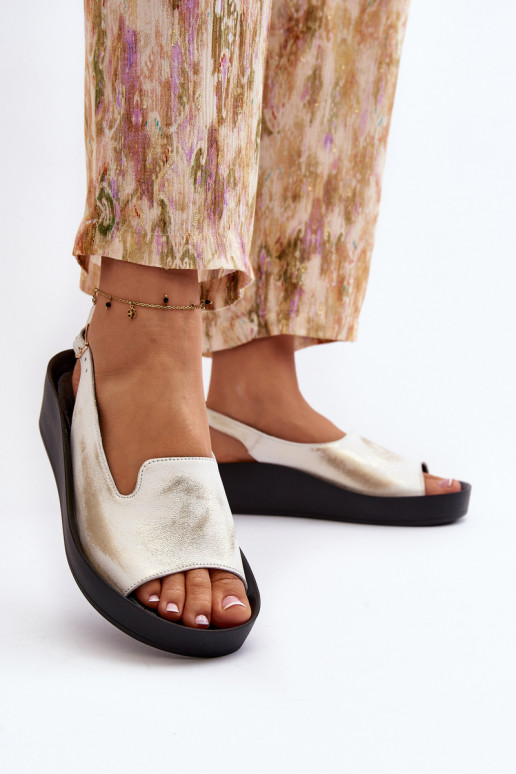 Zazoo 2893 Sieviešu basenes   na j Podeszwie Zelta krāsas Przecierany Zazoo 2893 Sieviešu basenes   na j Podeszwie Zelta krāsas Przecierany