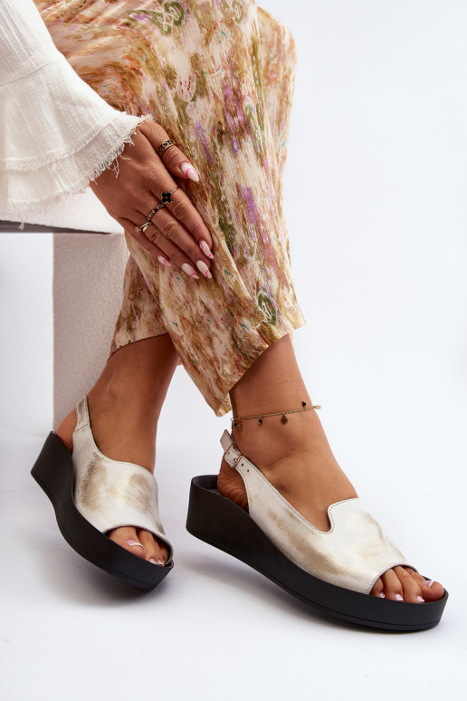 Zazoo 2893 Sieviešu basenes   na j Podeszwie Zelta krāsas Przecierany Zazoo 2893 Sieviešu basenes   na j Podeszwie Zelta krāsas Przecierany