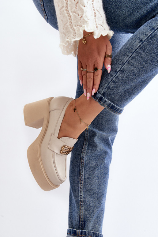 Zazoo 20170 apavi    ar papēdi Ziloņkaula krāsas Zazoo 20170 apavi    ar papēdi Ziloņkaula krāsas