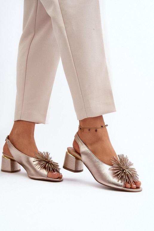 Sieviešu basenes  ar ornamentiem Laura Messi 2719 Zelta krāsas