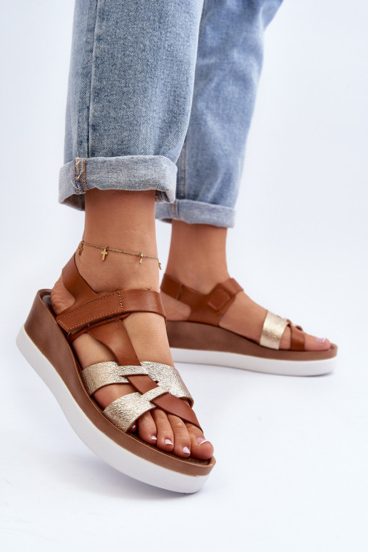 Zazoo 40397  Sieviešu basenes  ar platformu brūnas krāsas Zazoo 40397  Sieviešu basenes  ar platformu brūnas krāsas