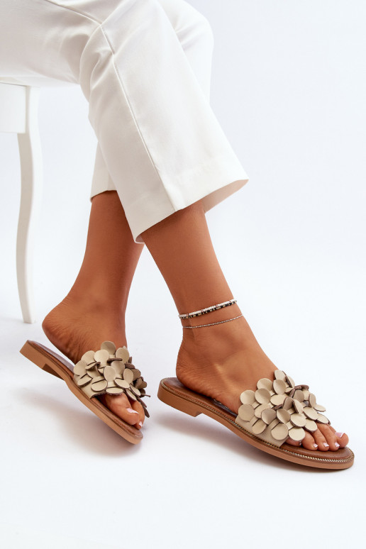 Zazoo 40381  Čibas no dabīgas ādas ar platiem papēžiem smilšu krāsas Zazoo 40381  Čibas no dabīgas ādas ar platiem papēžiem smilšu krāsas