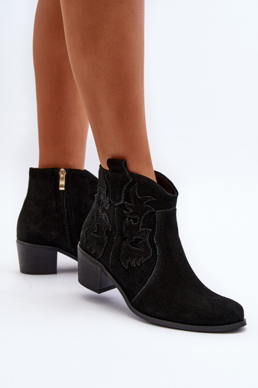 Zazoo 3426  zamšādas kovboju stila puszābaki Melns