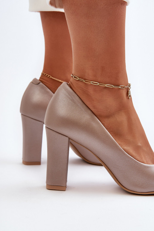 Zazoo 2453/OS   Kurpes ar papēdi ar sirsniņām perlamutra Zazoo 2453/OS   Kurpes ar papēdi ar sirsniņām perlamutra