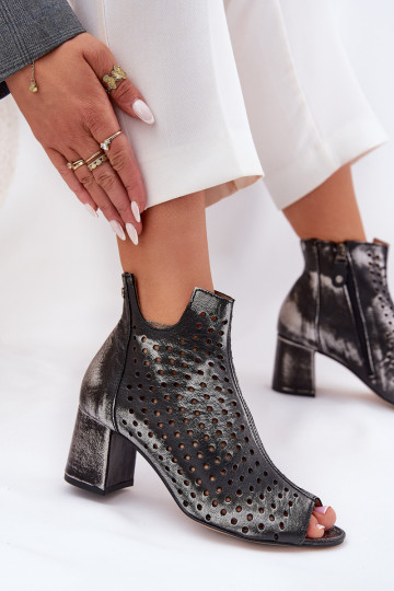 Zābaki  05420-01 Melns