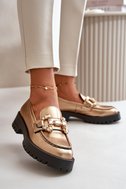 Mokasīni ar ornamentiem CheBello 4369 Zelta krāsas    Mokasīni ar ornamentiem CheBello 4369 Zelta krāsas