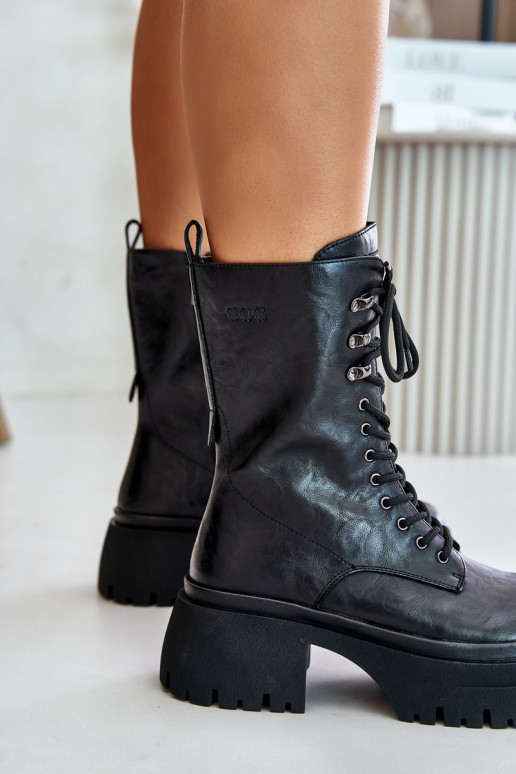 sieviešu zābaki zābaki  siltināti GOE OO2N4121 Melns