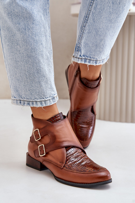 sieviešu zābaki  ar sprādzēm  06696-02 brūnas krāsas