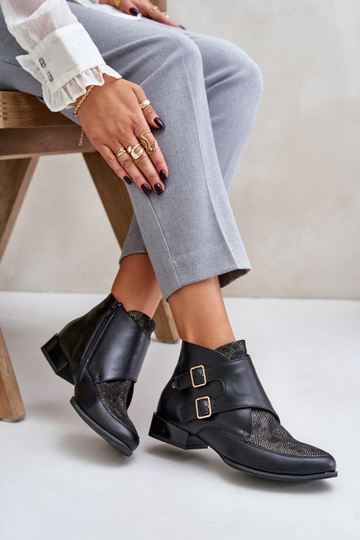 sieviešu zābaki  ar sprādzēm  06696-01 Melns