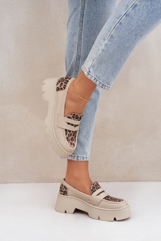 Sieviešu mokasīni ar apzeltītu zoli  ar leoparda kažokādas rakstu Zazoo 20191 Ziloņkaula krāsas   Sieviešu mokasīni ar apzeltītu zoli  ar leoparda kažokādas rakstu Zazoo 20191 Ziloņkaula krāsas