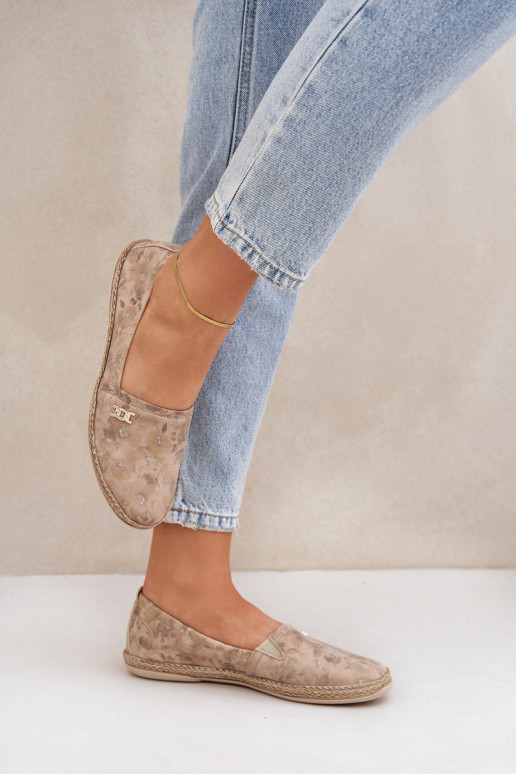 Eleganta stila Zamšādas espadrilles ar puķītēm  Zazoo 10177 smilšu krāsas Eleganta stila Zamšādas espadrilles ar puķītēm  Zazoo 10177 smilšu krāsas